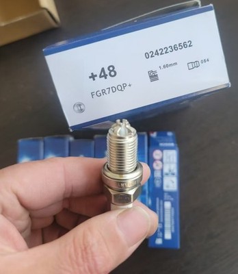 FGR7DQP+48 Bosch Spark Plugs 6 Pack Platinum+4 BMW