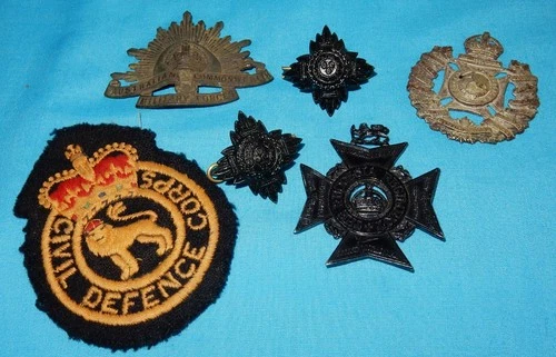 BRITISH MILITARY BADGE LOT WW1 & 2 ERAS - MIXED COLLECTION