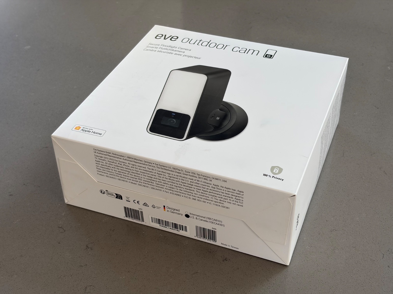 NIB Eve Outdoor Cam &ndash; Secure floodlight Camera - HomeKit