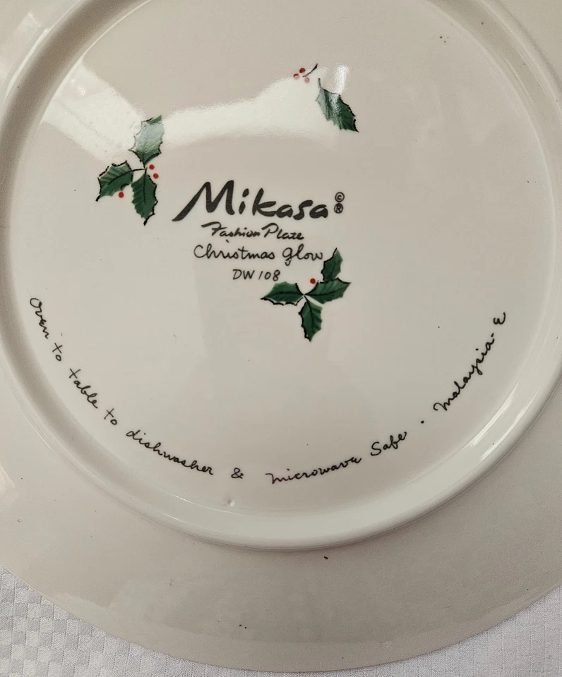 Juego de 6 platos de cena Mikasa Fashion Plaza Navidad brillante/decoración navideña Foto 4 de 4