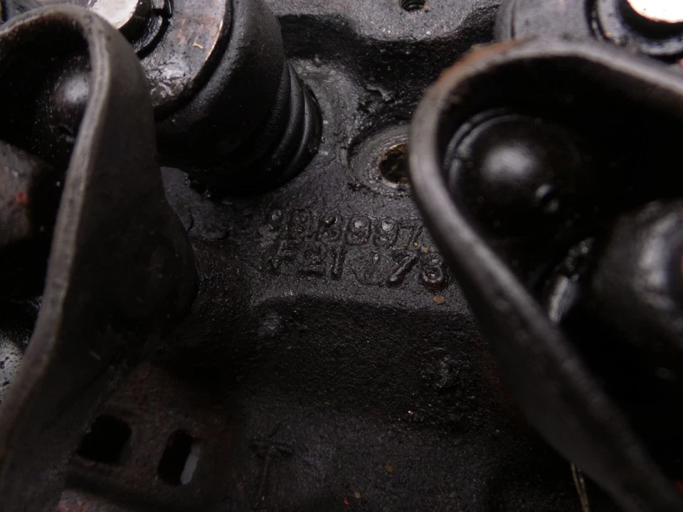 Culatas de motor Need Rebuilt 70-86 Camaro SBC 350 5,7 L GM 3998997 Foto 4 de 4