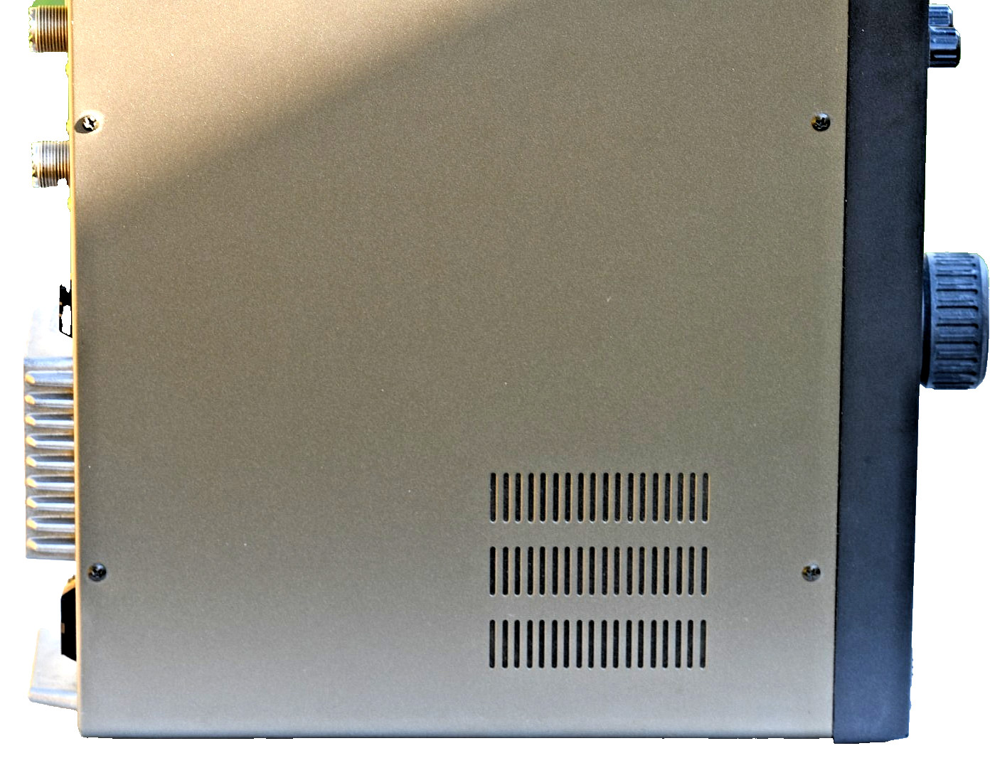 Kenwood HF Transceiver Radio TS-570D  - with optional SSB narrow  filters !