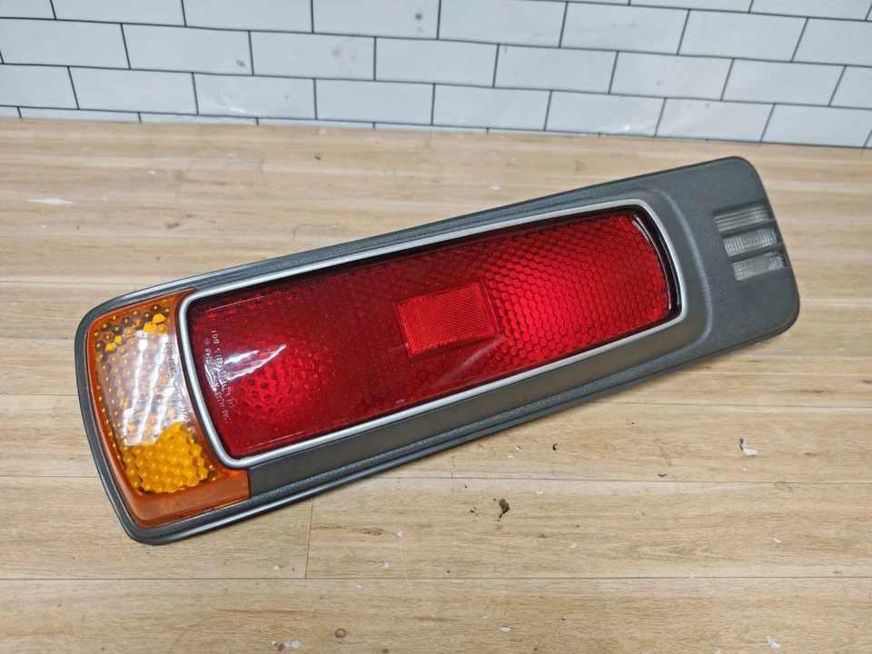 ЗАДНИЙ ФОНАРЬ MAZDA 808 ROTARY 1970-е ЛЕВАЯ СТОРОНА НОВЫЙ ИЗ СТАРЫХ ЗАПАСОВ ПОДЛИННЫЙ KOITO ЯПОНИЯ - Изображение 2 из 4