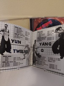 Street Fighter 3 Third Strike. 2000. Dreamcast. case middle broken (loose disc)