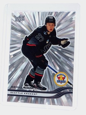 2025-26 UD Extended 1st Round Draft Outburst #742 Berkly Catton RC SP Kraken