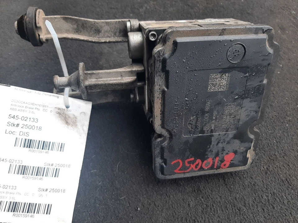 2014 CHRYSLER 300 антиблокировочный тормоз ABS деталь в сборе 68210116AA - Изображение 4 из 4