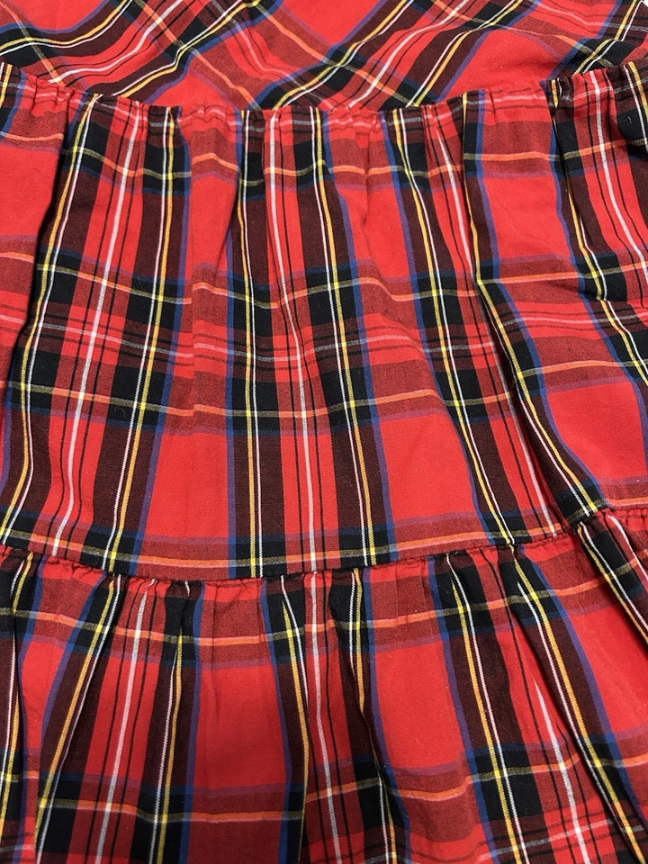 J. Vestido de vacaciones Crewcuts para niñas rojo tartán a cuadros talla 5 volantes en capas usado en excelente estado Foto 3 de 4