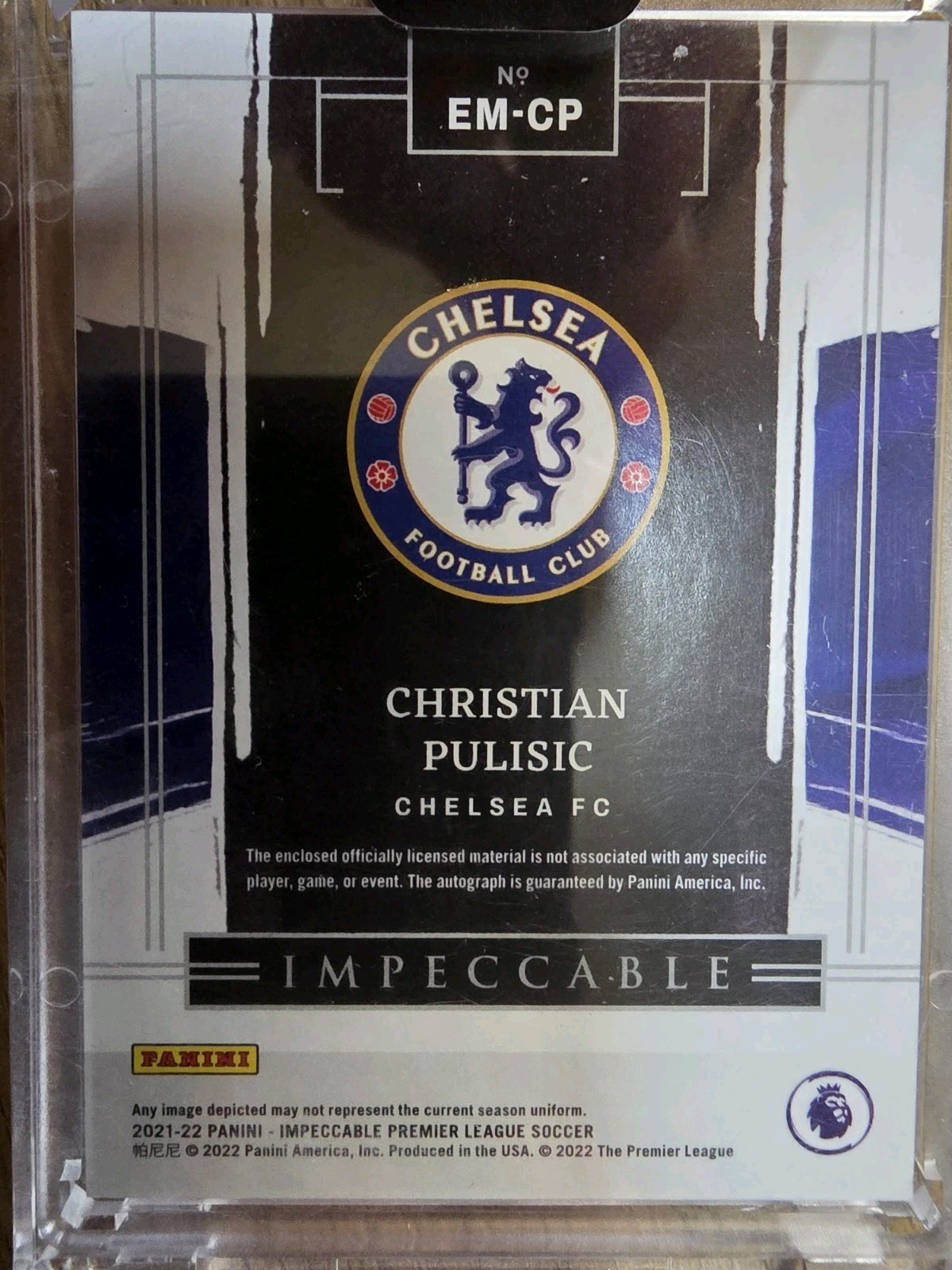 Panini 2021-22 Impeccable Extravagance Pulisic Auto Patch EM-CP /6 view 2