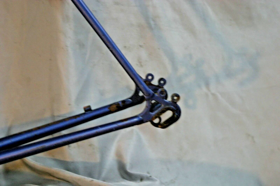 Juego de cuadro de bicicleta de carretera Fuji Allegro Touring 1982 58 cm acero con orejetas grandes remitente de EE. UU. Foto 4 de 4