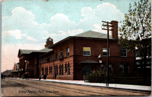 Postkarte MI Blick auf Grand Rapids Michigan Union Depot altes Auto Uhrturm C1 - Bild 1 von 2