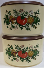 Vintage Sterilite Tupperware Vegetable Print ...
