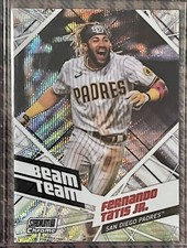 2021 Topps Stadium Club Chrome Fernando Tatis Jr. Beam Team WAVE REFRACTOR Sp