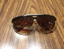 LIZ CLAIBORNE WOMENS VINTAGE SUNGLASSES MATTE BLACK GOLD OVERSIZED