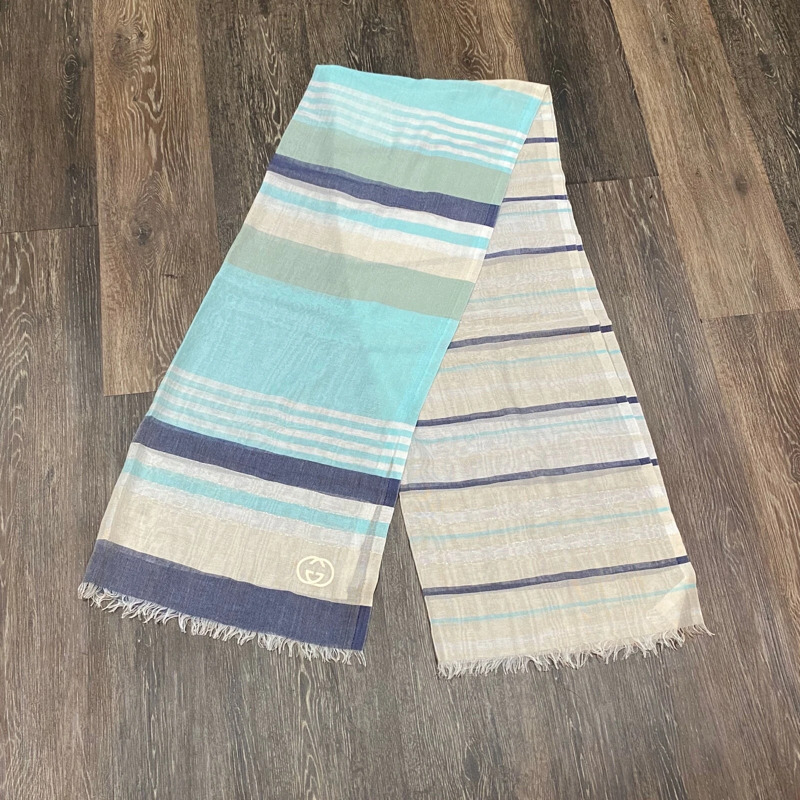 Châle écharpe en coton mélangé à rayures bleues ivoire, sarcelle et bleu GUCCI logo GG 152 x 30