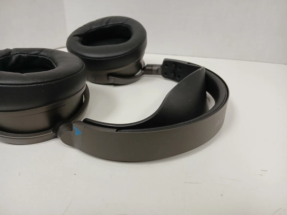 Audeze Maxwell Wireless Gaming Headset *No Wireless Receiver* - Image 4 of 4