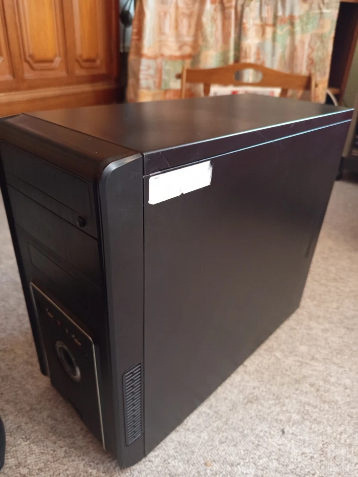 PC – AMD Ryzen 5 2400G, 16GB RAM , 256GB SSD + 750GB HDD, Radeon HD7900, Win11 - Bild 3 von 4