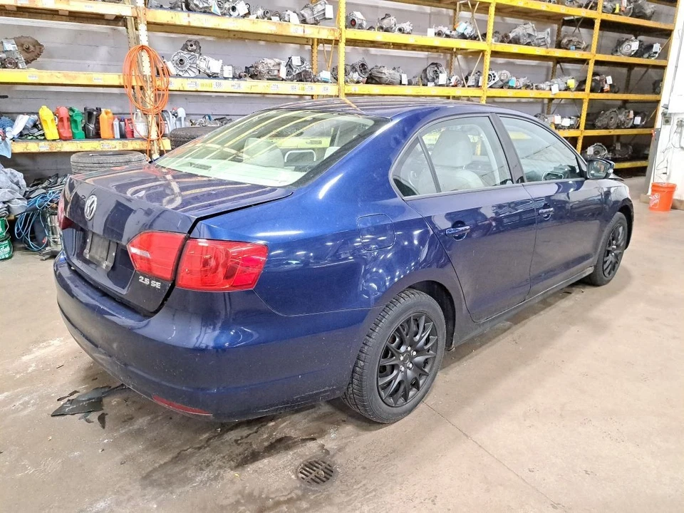 Cilindro maestro de freno Jetta Sku 2011 #4244492 Foto 4 de 4