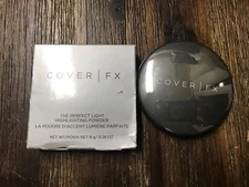COVER FX The Perfect Light Highlighting Powder in SUNLIGHT Full Size