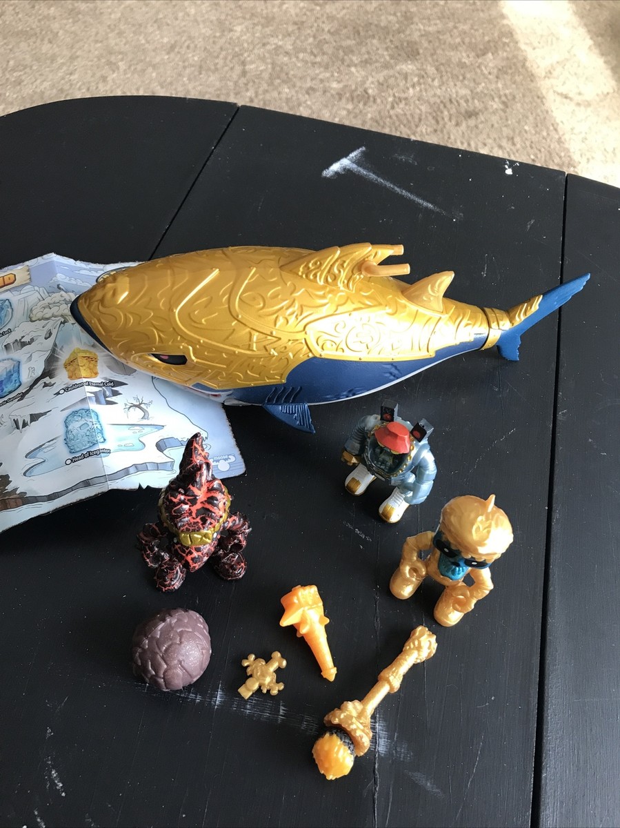 TREASURE X FIGURE MiSC RANDOM LOT MOOSE TOYS Fire Ice & Sunken