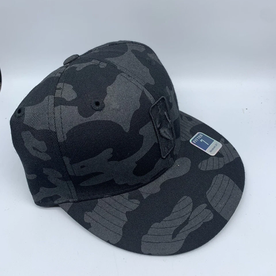 Gorra ajustada vintage con logotipo de la NBA 6 7/8 Reebok Foto 3 de 4