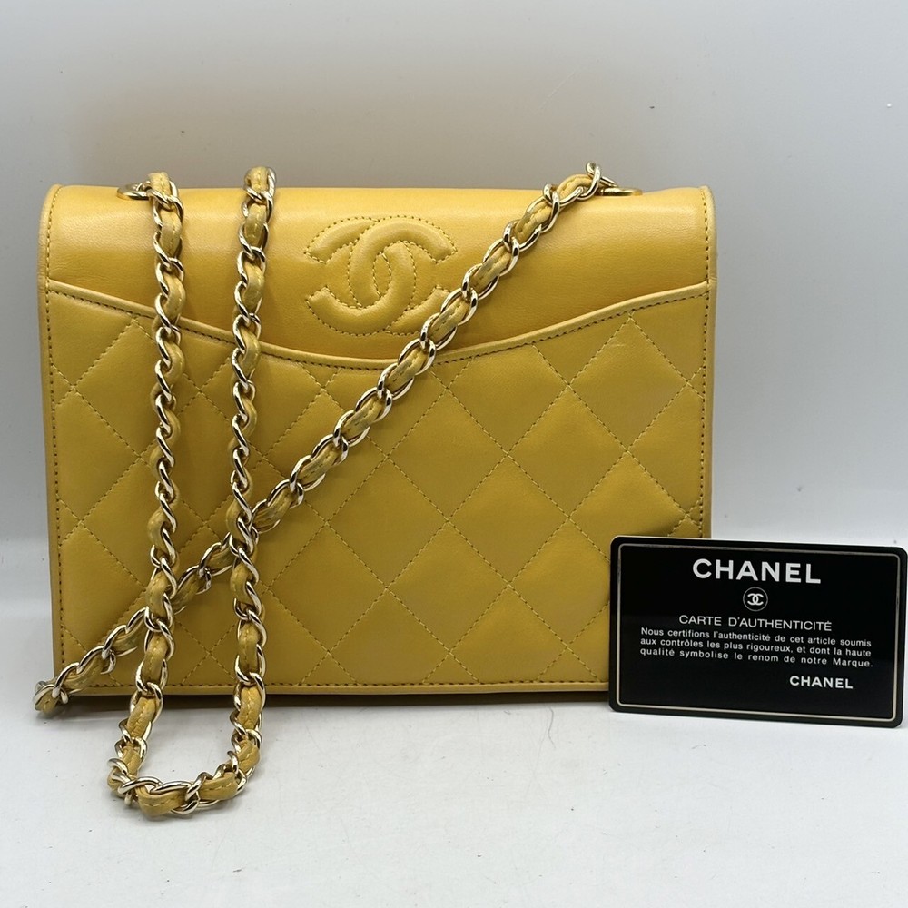 Auth CHANEL Vintage Matelasse Yellow Chain Shoulder Bag Coco Lamb Leather