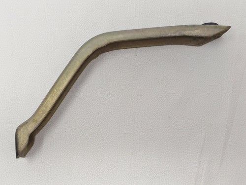 85 Suzuki LT250E LT 250E Quadrunner Right/Left Rear Fender Support Bracket - Picture 4 of 7