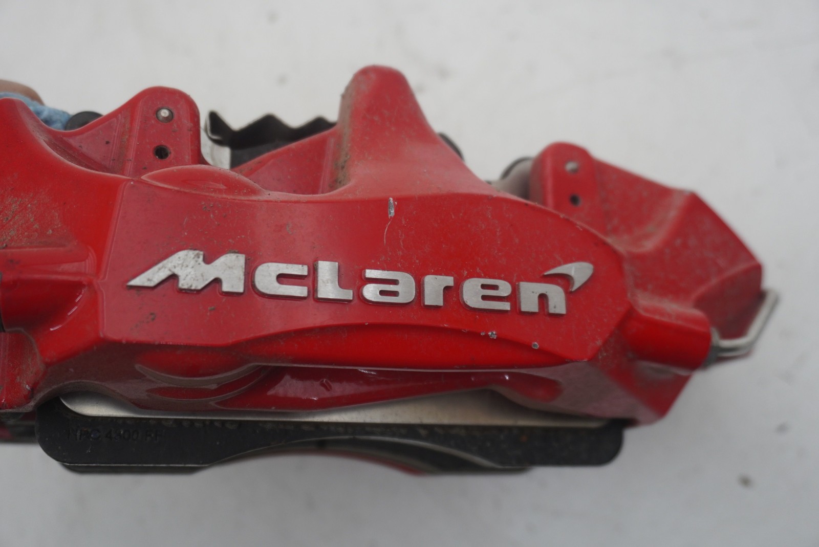 McLaren 750S 2025 Front Left Brake caliper bracket Red P/N 16CA447CP