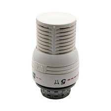 Thermostatic Valve Head Temperature Lock-in Feature Resistant To Deformation