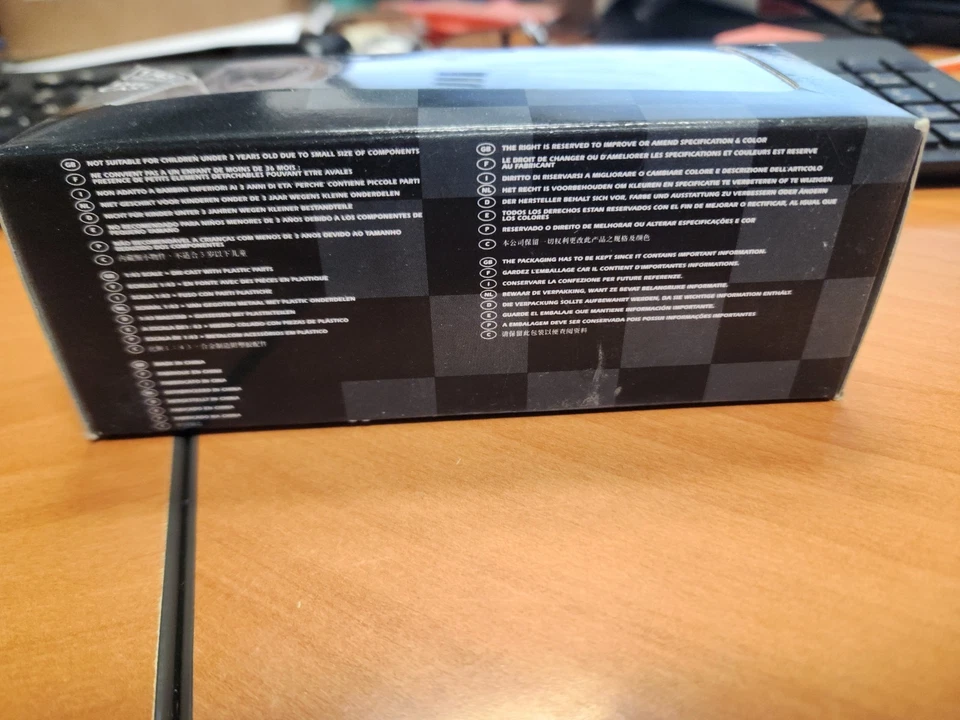 Pontiac Bonneville 1957 blanco convertible coche diecast escala 1:43 nuevos juguetes Ray Foto 4 de 4