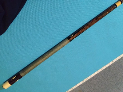 Vintage 1990s Adam Helmstetter Robin Bell Billiard Pool Cue 5/16