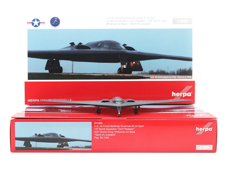 【未使用】herpa B-2A スピリット 1/200 new 1/200 Louisiana Spirit B-2A Stealth Strategic Bomber