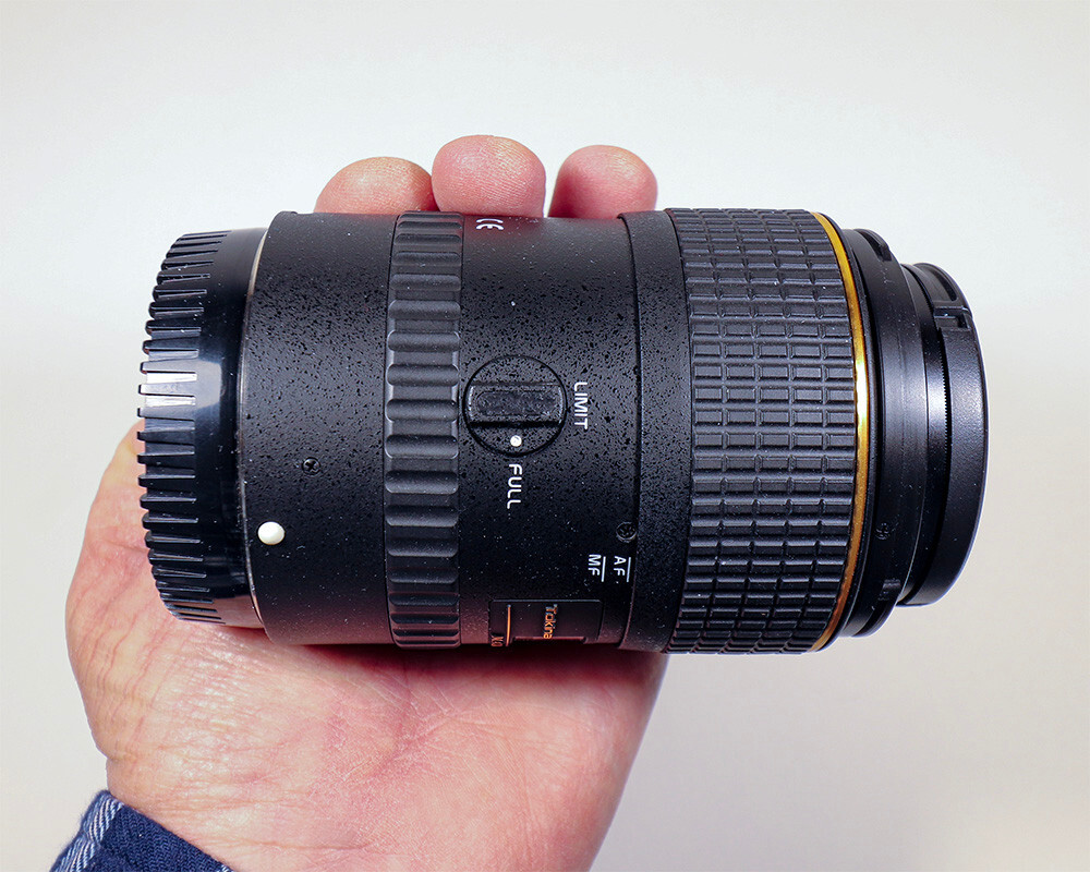 Tokina Macro 100mm F2.8 D AT-X Pro lens Mint-Excellent Condition