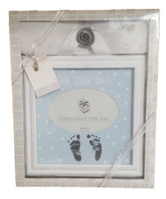 Ten Little Toes Frame 4x6" Oval Photo, Gift Boxed, Bonus Baby Shoe Charm Cute