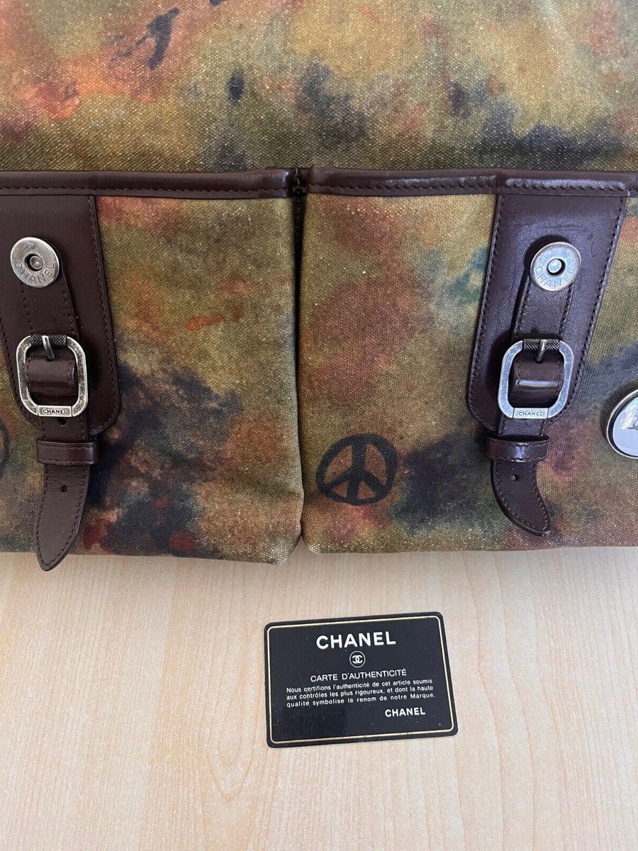 Chanel Khaki Green Canvas Graffiti On The Pavement Messenger Bag