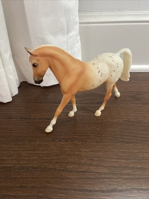 Palomino Appaloosa Breyer Plaited Mane White Stripe Four White Socks