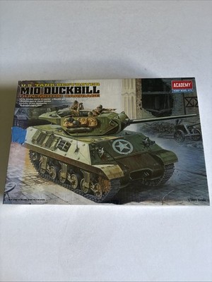 FACTORY SEALED M10 DUCKBILL U.S. TANK DESTROYER ACADEMY MODEL KIT #1397