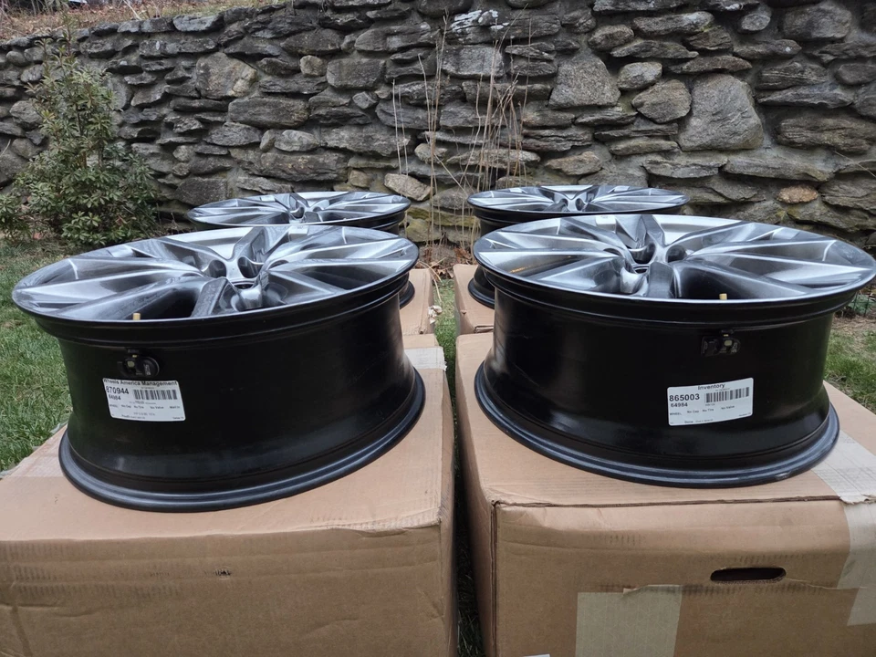 Комплект из 4 оригинальных колес для Mazda 20x8,5 Cx-9, 2017–2019 гг., TPMS в комплекте - Изображение 2 из 4