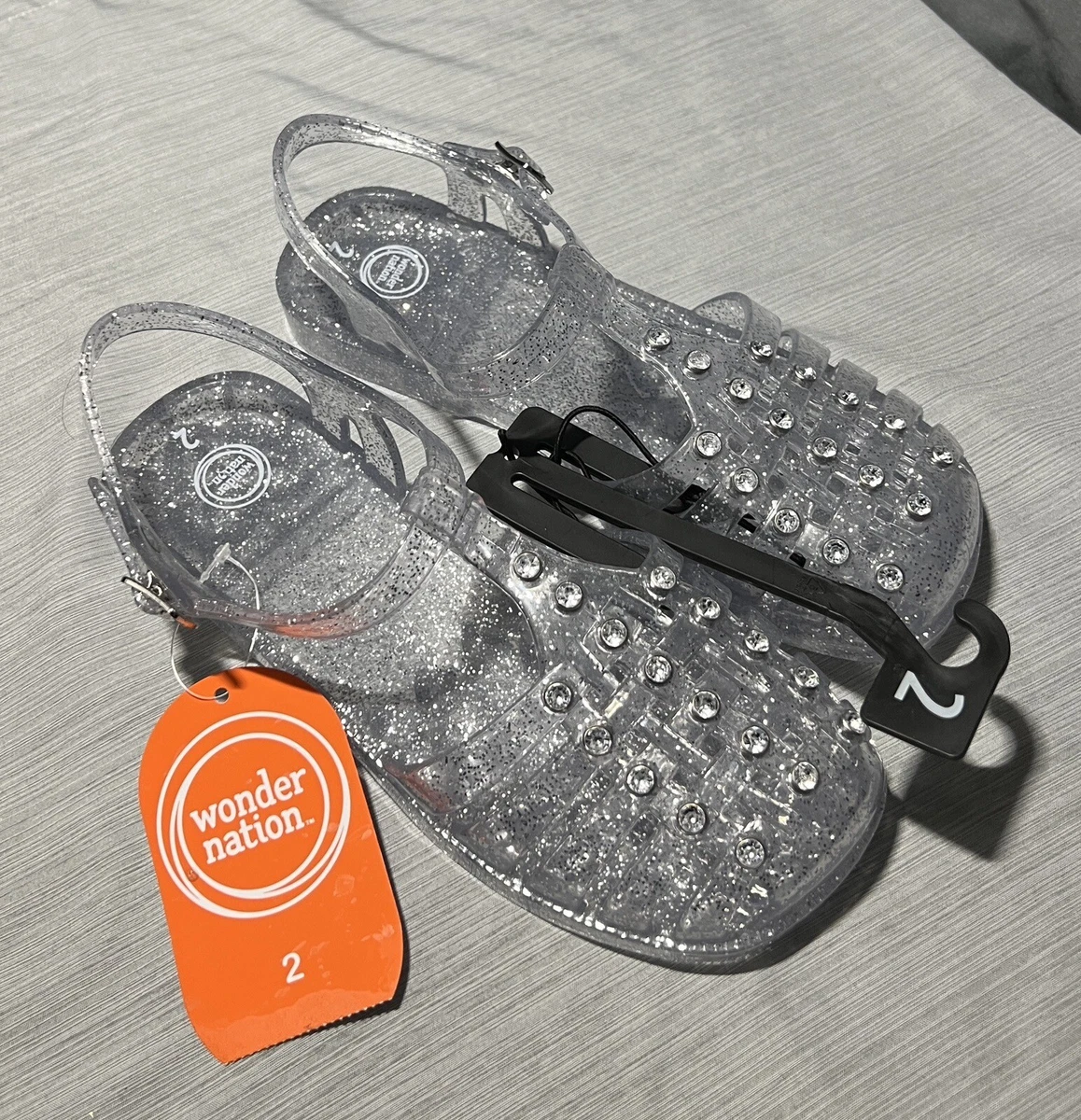 Wonder store she shoes