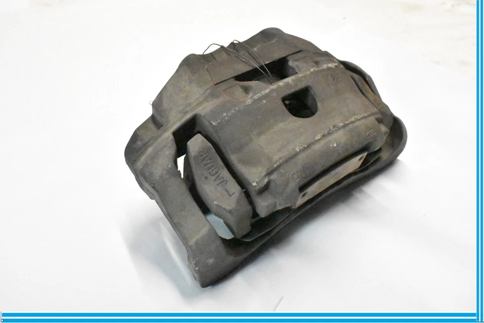 Pinza de freno delantera izquierda C2D3106 OEM Jaguar XJ XF XK 2010-19 Foto 3 de 4