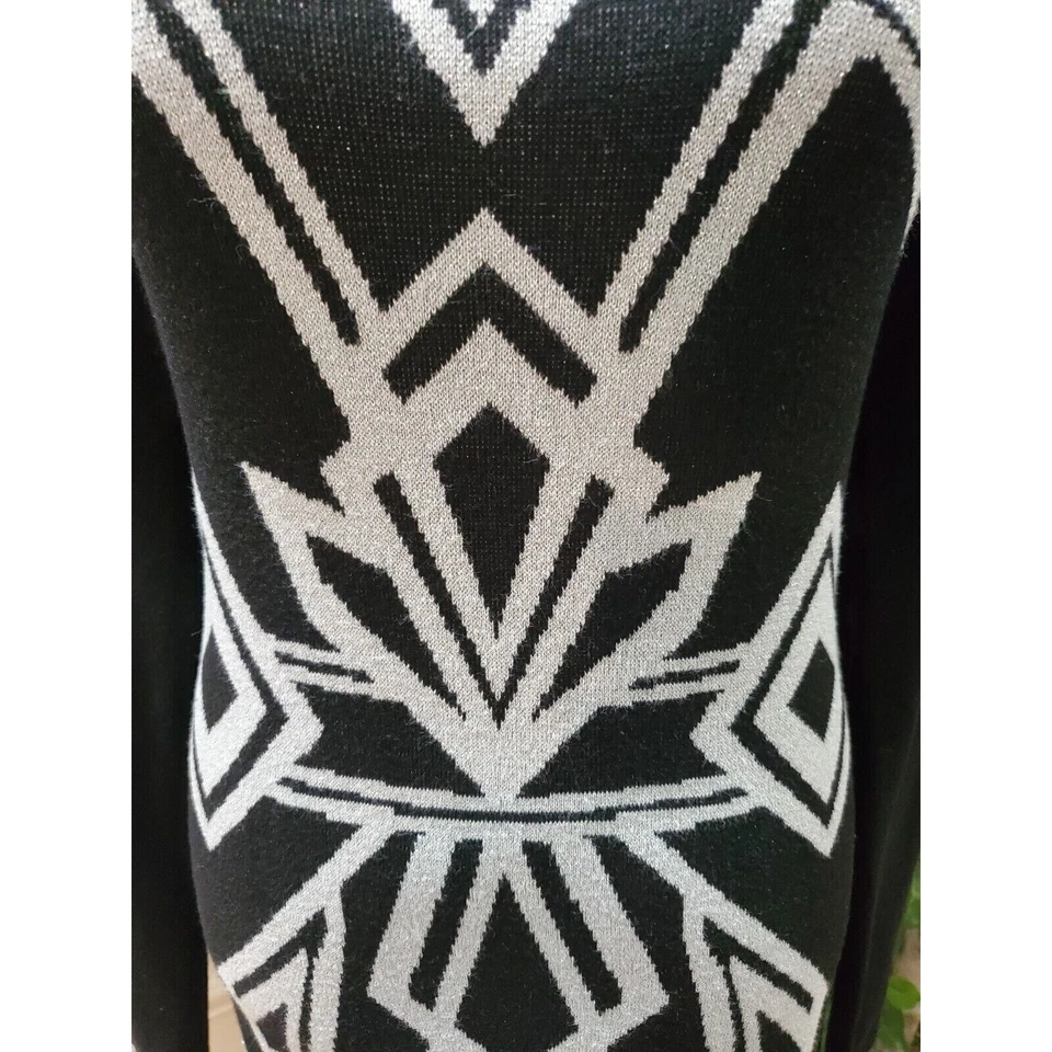 Vestido Suéter Grande Laundry by Design Negro Cuello Redondo Manga Larga Hasta la Rodilla Foto 3 de 4