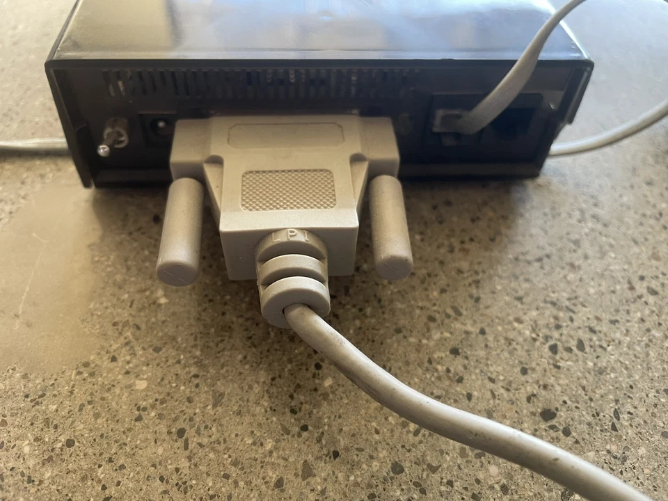 Vintage Zoom FX9624 Serial Dial-Up Fax Modem w/ Macintosh Cable *No Power Supply - Image 4 of 4