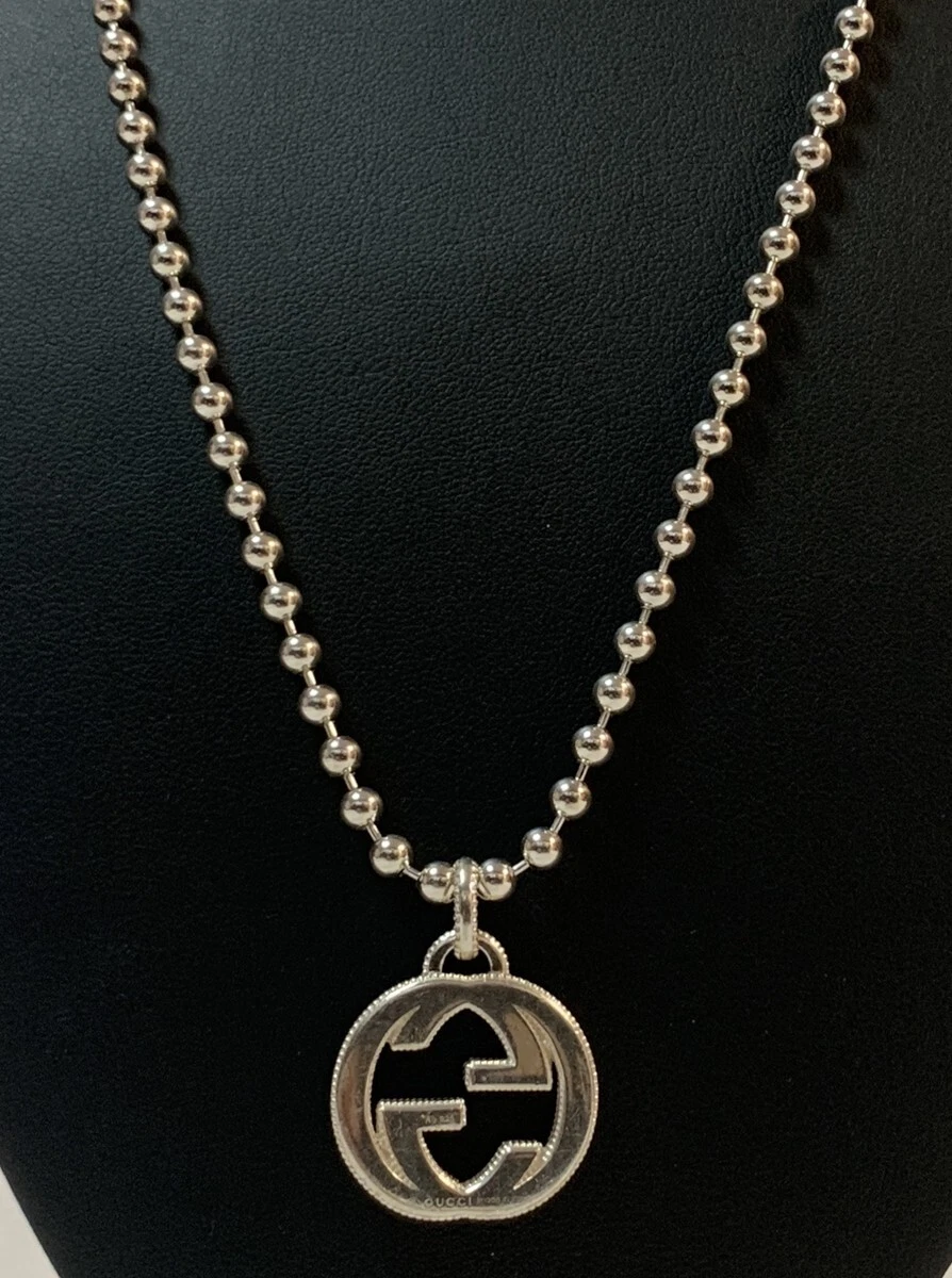 Gucci hotsell logo necklace