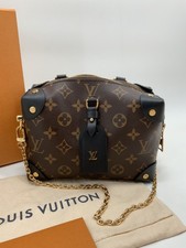 LOUIS VUITTON PETITE MALLE SOUPLE (ECG004781)