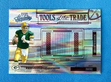 The Epic Story of Brett Favre's Streak Told Through Football Cards 33