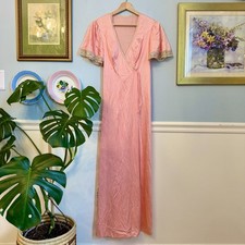 Vintage Vanity Fair Apricot Gown Small 70s Peignoir Regency Traditional Bridal