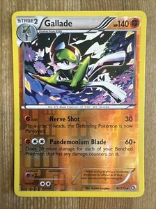 Gallade - 81/113 Black & White: Legendary Treasures - Rare Reverse Holo - LP