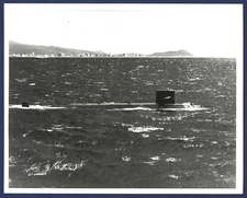 USS TUNNY SSN-682 Nuclear-Powered Submarine 8 x 10  Official USN Photo