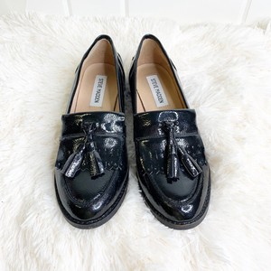 round toe vegan loafers