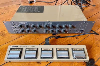 Ibanez UE-405 Gitarre Multiple Effects FX Unit + Fußpedaleinheit, 117 Volt Modell