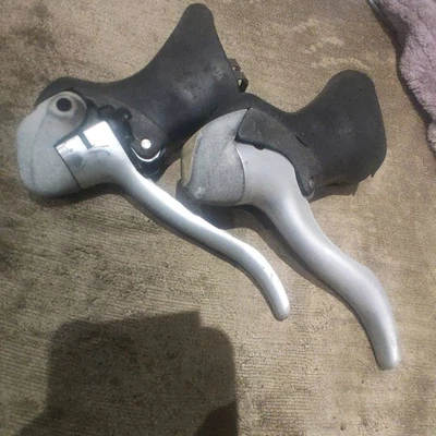 Shimano ST-2300 3x8s 8 Speed Triple STI Road Bike Shifters Drop Bar - Image 1 of 4